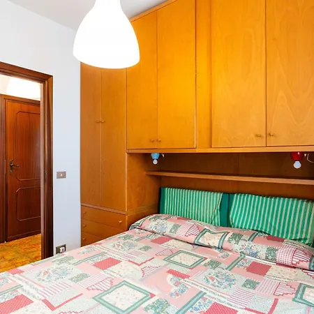 Due Passi Dal Mare By Interhome Daire
