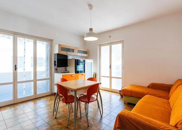 Lägenhet Due Passi Dal Mare By Interhome Marina dʼAndora