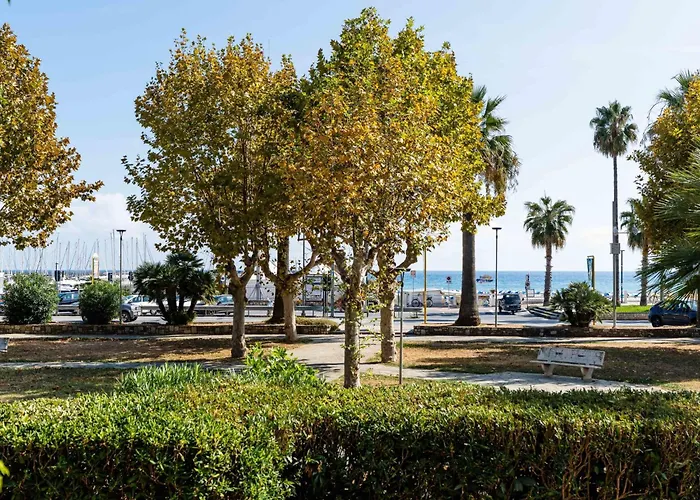 Due Passi Dal Mare By Interhome Lägenhet Marina dʼAndora